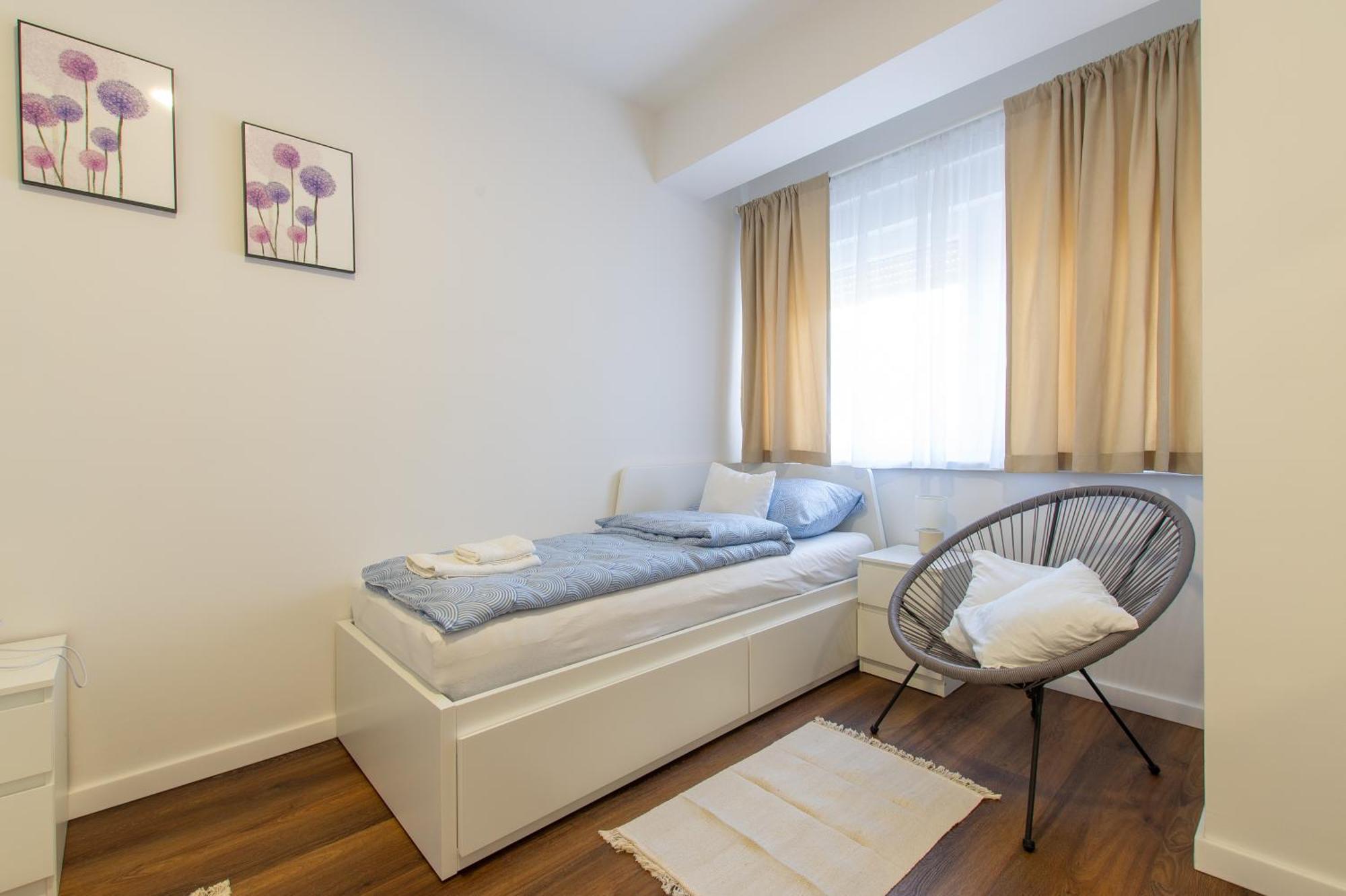 Apartman Valentina - Self Check In And Check Out Otočac Εξωτερικό φωτογραφία